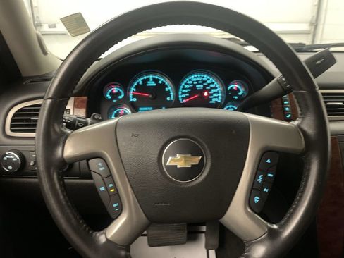 Used 2014 Chevrolet Tahoe LT AWD/4WD image 3