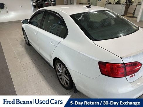 Used 2013 Volkswagen Jetta GLI FWD image 8