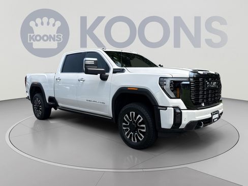 Used 2024 GMC Sierra 2500 Denali Ultimate AWD/4WD image 10