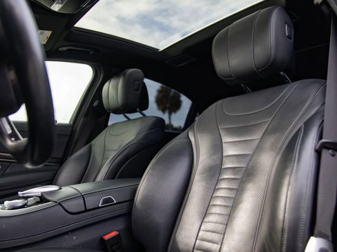 Used 2015 Mercedes-Benz S 550 Sedan image 26