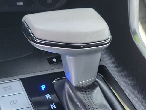 Certified 2025 Hyundai Elantra Sport FWD image 16
