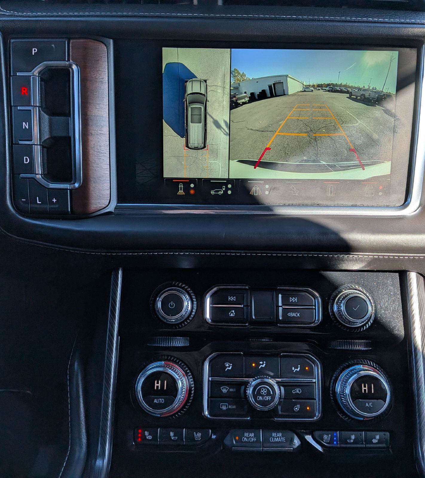 Certified 2023 GMC Yukon Denali Ultimate AWD/4WD image 19