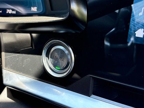 Used 2024 Chevrolet Corvette Stingray 2LT w/ Z51 Performance Package image 18