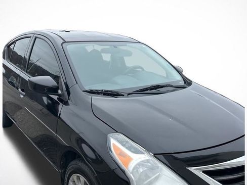 Used 2017 Nissan Versa S image 9