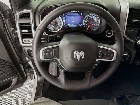 Used 2025 RAM 1500 Big Horn AWD/4WD image 12