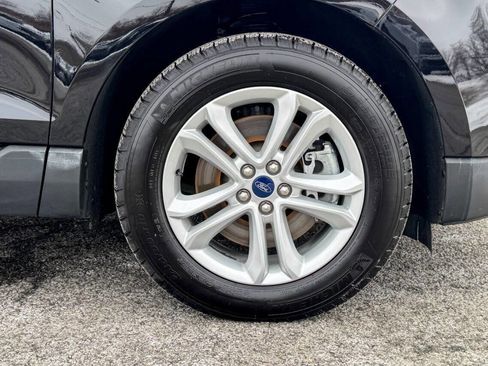 Used 2020 Ford Edge SEL w/ Convenience Package image 9