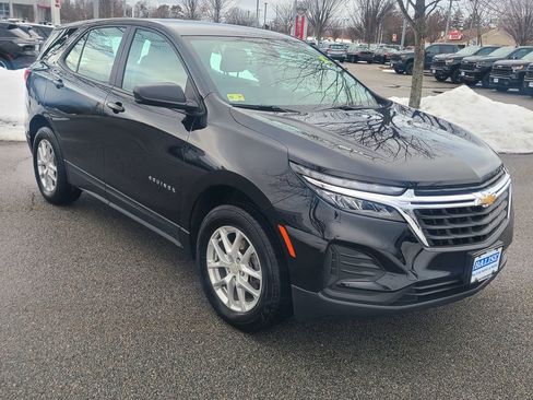 Used 2024 Chevrolet Equinox LS w/ LPO, Floor Liner Package image 8