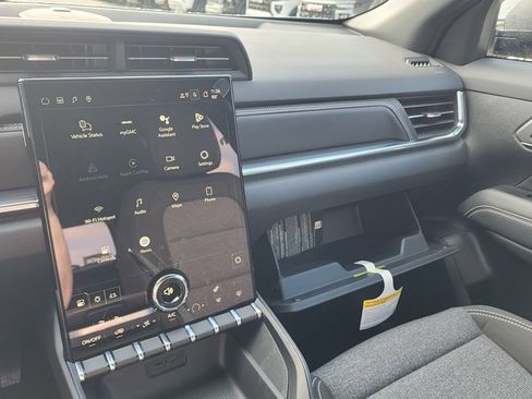 New 2026 GMC Terrain Elevation w/ Black Edition FWD image 33