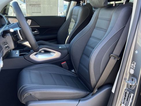 New 2026 Mercedes-Benz GLS 450 4MATIC image 11