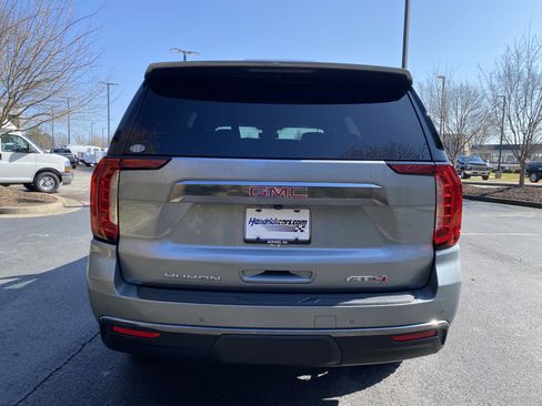 Used 2024 GMC Yukon AT4 w/ AT4 Premium Plus Package image 8