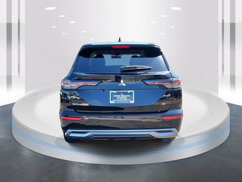 New 2026 Mitsubishi Outlander SE image 4
