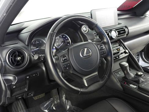 Used 2023 Lexus IS 300 w/ Comfort Package RWD image 31