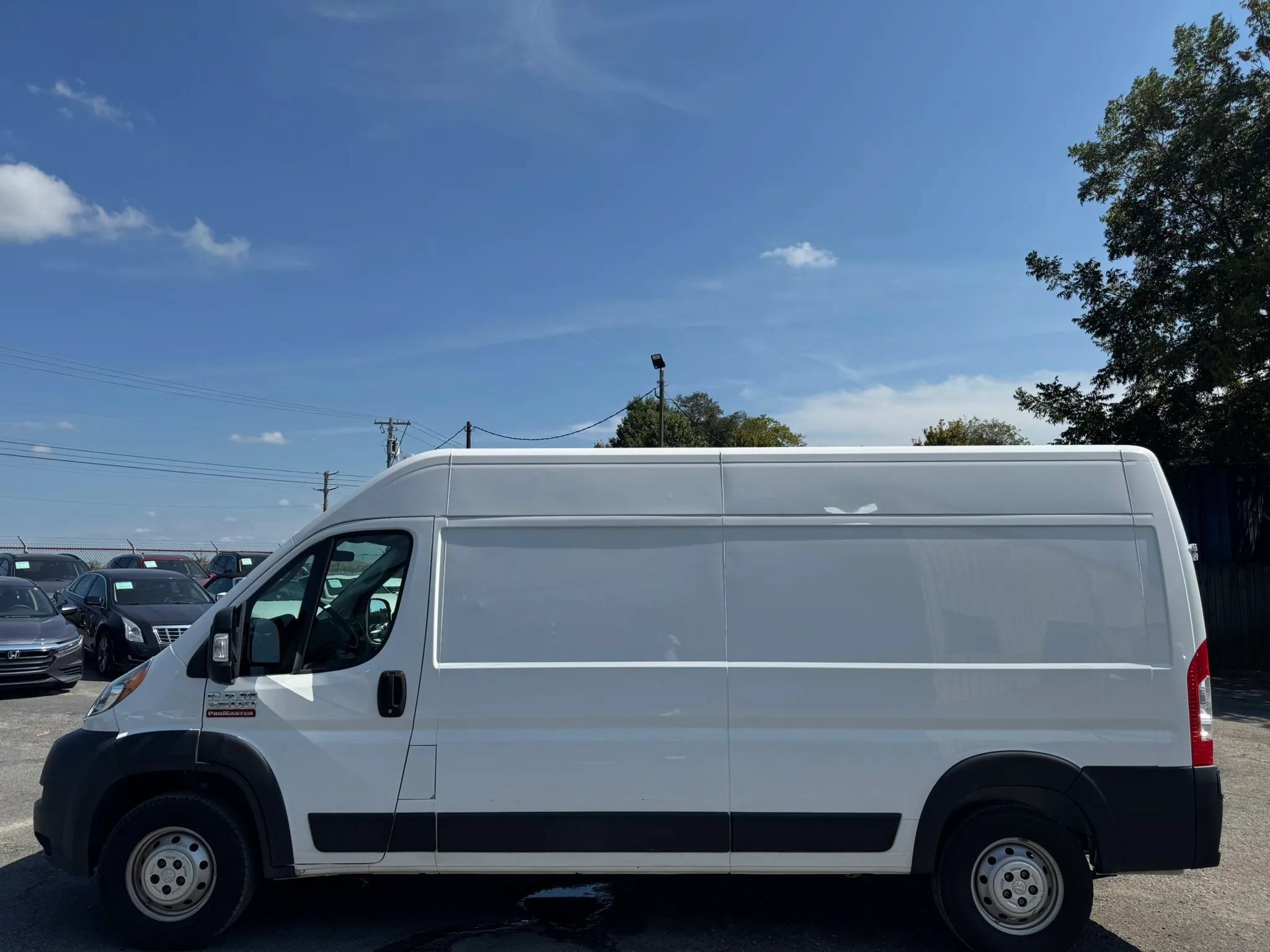 Used 2021 RAM ProMaster 2500 FWD image 5