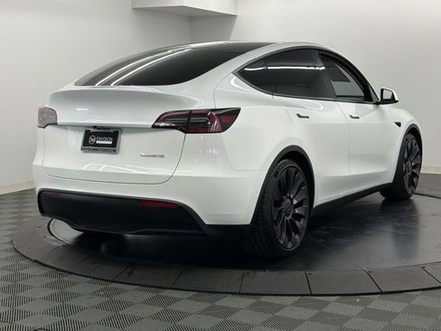 Used 2022 Tesla Model Y Performance AWD/4WD image 10