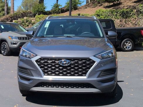 Used 2021 Hyundai Tucson SEL FWD image 2