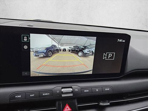 Used 2025 Kia K4 FWD image 13
