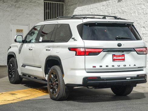 New 2026 Toyota Sequoia Platinum AWD/4WD image 5
