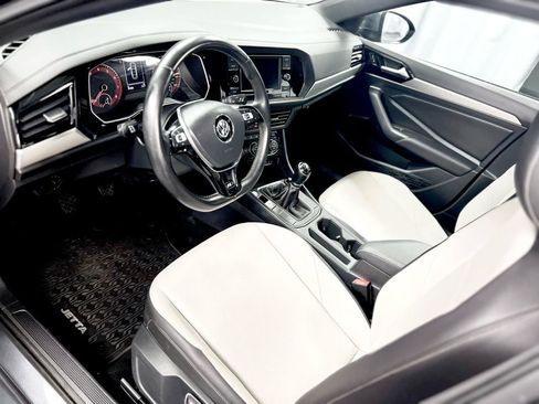 Used 2020 Volkswagen Jetta R-Line image 15