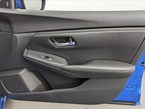 Used 2025 Nissan Sentra SV image 22