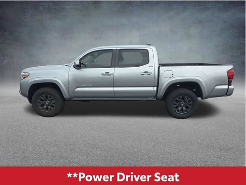 Used 2023 Toyota Tacoma SR5 w/ Technology Package AWD/4WD image 12