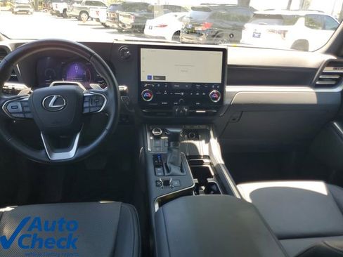 Used 2025 Lexus GX 550 w/ Accessory Package (Z1) AWD/4WD image 15