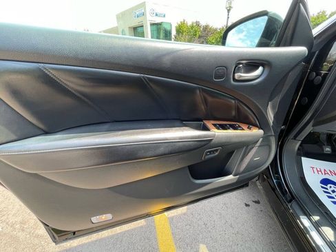 Used 2014 Nissan Murano CrossCabriolet w/ Navigation Package AWD/4WD image 34