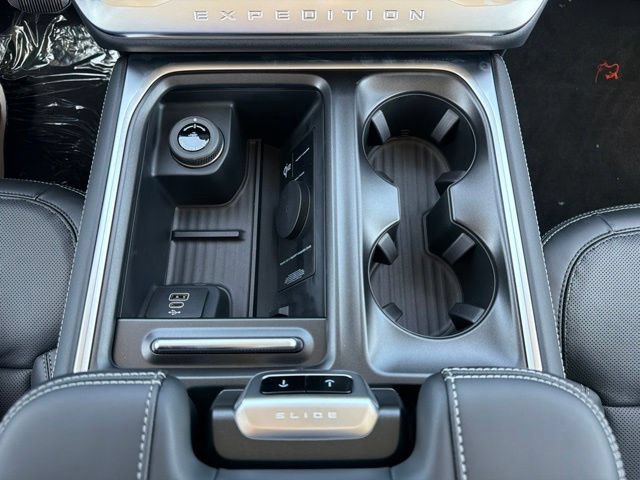 New 2027 Ford Expedition Max Platinum w/ Driver's Package AWD/4WD image 7