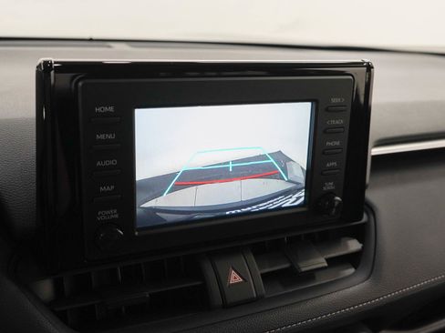 Used 2019 Toyota RAV4 LE AWD/4WD image 21