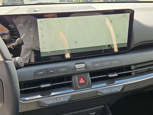 New 2025 Kia K4 GT-Line w/ GT-Line Premium Package image 10