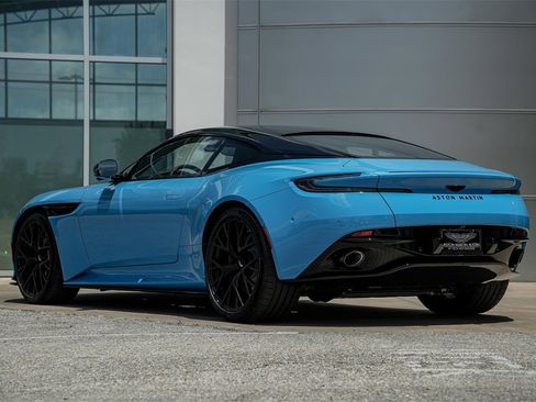 New 2025 Aston Martin DB12 Coupe image 2