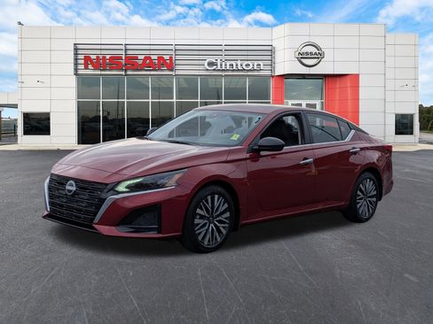 New 2025 Nissan Altima 2.5 SV image 7