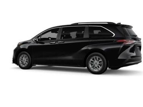 New 2026 Toyota Sienna XLE image 5