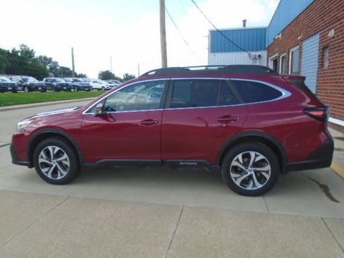 Used 2020 Subaru Outback Limited w/ Popular Package #2 AWD/4WD image 2
