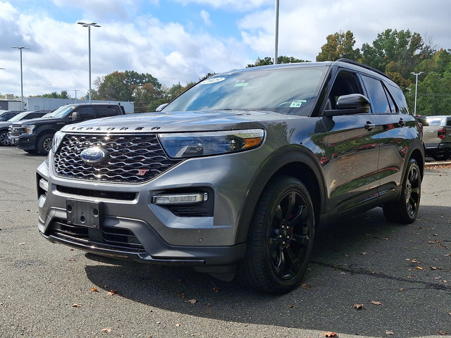 Certified 2023 Ford Explorer ST w/ Equipment Group 401A AWD/4WD image 4