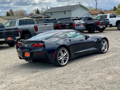 Used 2015 Chevrolet Corvette Stingray Coupe w/ 3LT Preferred Equipment Group RWD image 5