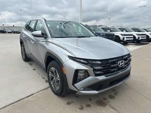 New 2026 Hyundai Tucson Blue SE AWD/4WD image 7