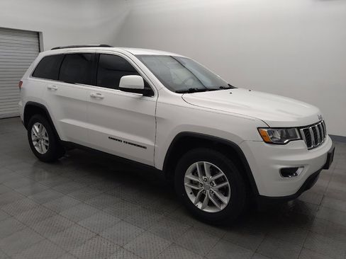 Used 2018 Jeep Grand Cherokee Laredo image 11
