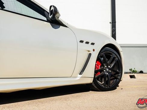 Used 2013 Maserati GranTurismo MC image 21