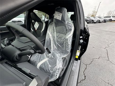 New 2026 Toyota Camry Hybrid image 12