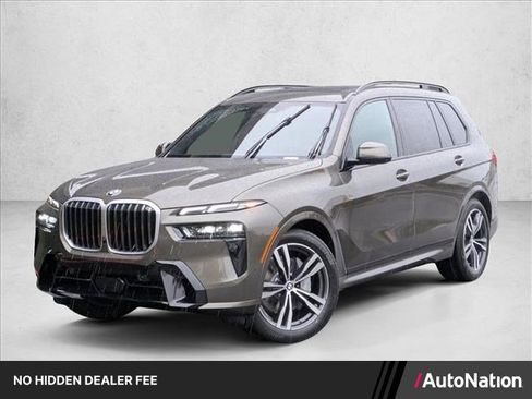 Used 2026 BMW X7 xDrive40i w/ M Sport Package AWD/4WD image 1
