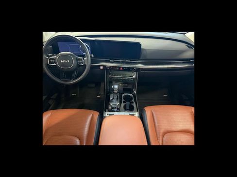 Used 2024 Kia Carnival SX Prestige FWD image 13