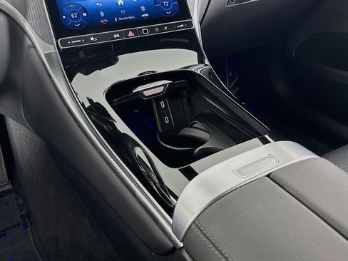 Certified 2026 Mercedes-Benz GLC 300 image 6
