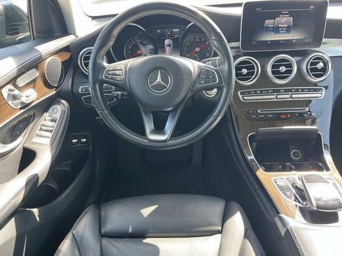 Used 2019 Mercedes-Benz GLC 350e 4MATIC image 13