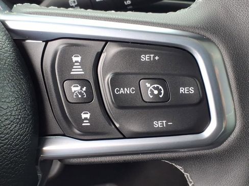 Certified 2025 Jeep Wrangler Unlimited Sahara image 11