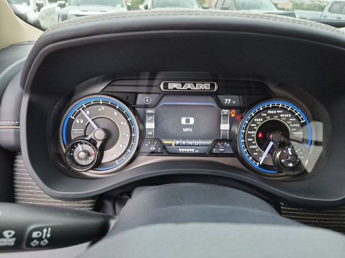 Used 2021 RAM 1500 Limited AWD/4WD image 23