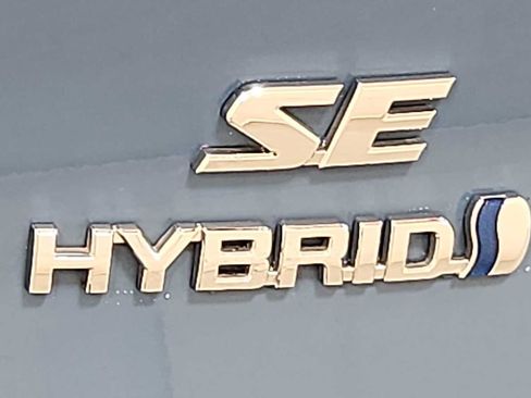 Certified 2022 Toyota RAV4 SE w/ Convenience Package AWD/4WD image 29