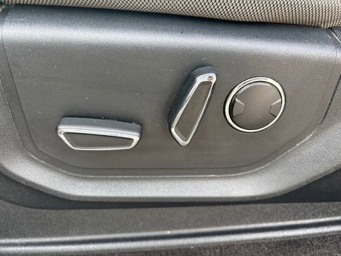 Used 2016 Ford F150 XLT w/ Equipment Group 302A Luxury image 14