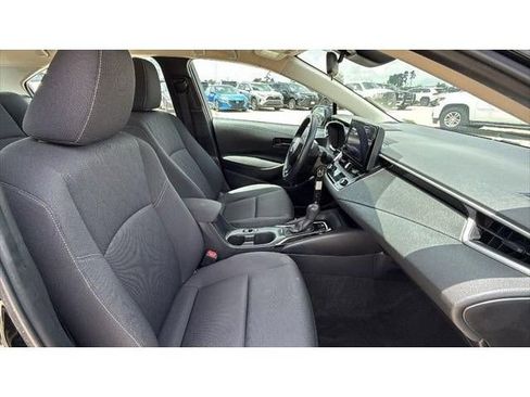 Used 2024 Toyota Corolla LE FWD image 32