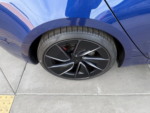 Used 2024 Tesla Model 3 Performance image 15