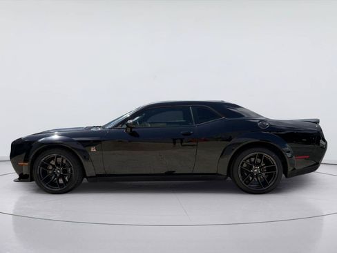 Used 2022 Dodge Challenger R/T Scat Pack RWD image 2